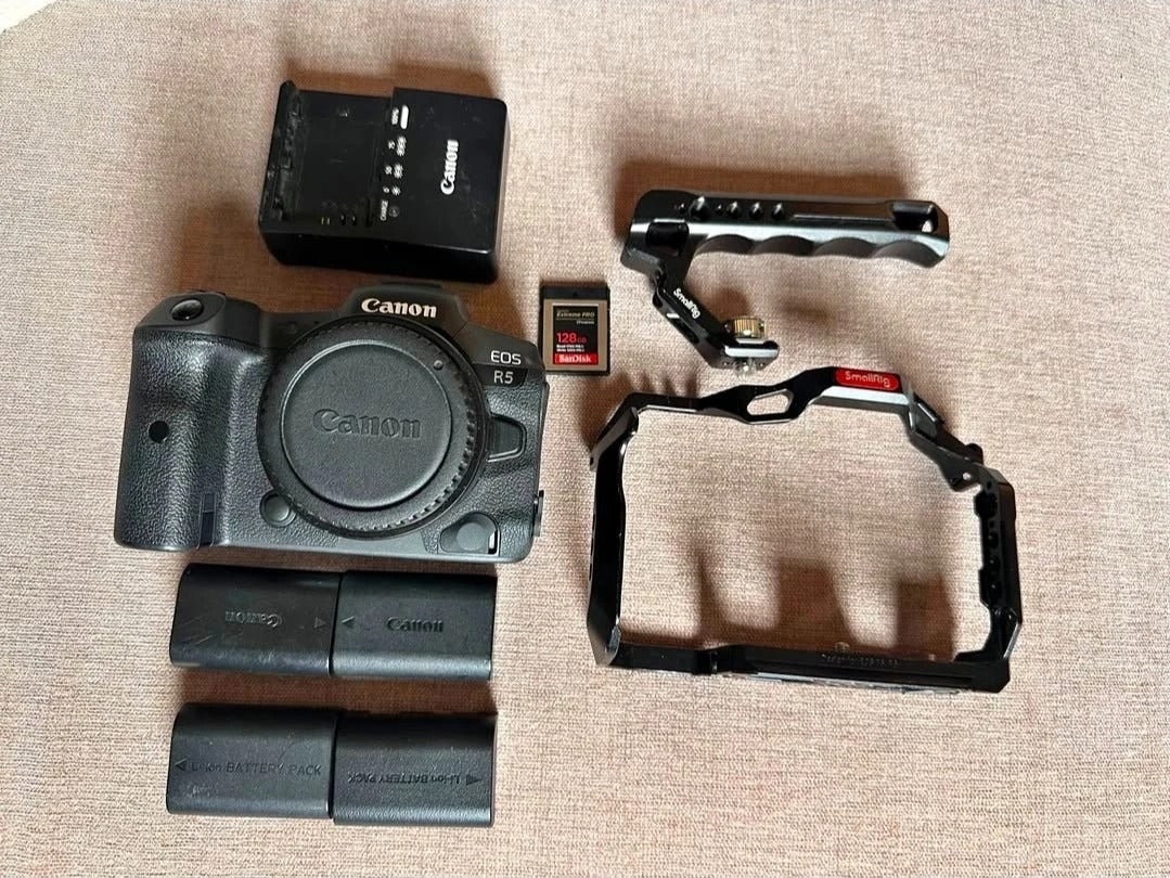 Canon R5 with several RF lenses, good condition